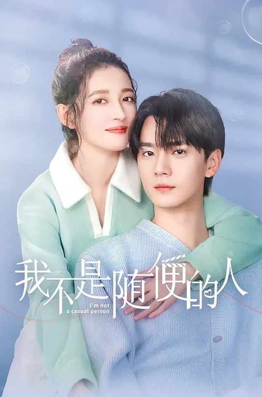【黑白配精彩4P】性爱大乱斗，两个小妹轮流被小伙和大老黑爆草玩弄，小美女享受黑人大鸡巴无情抽插 - 酷色网