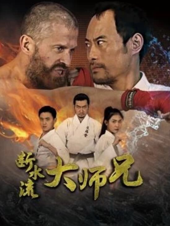 自拍泄密宏达电子网络安全工程师与年轻小三在家里地毯上激情 - 酷色网
